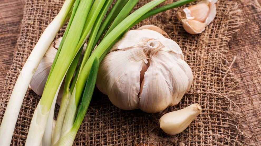 Garlic can enlarge penis