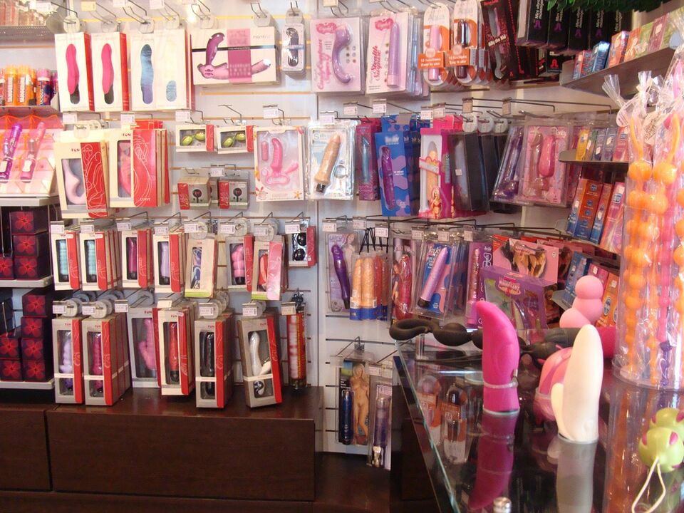 Various penis enlargement accessories